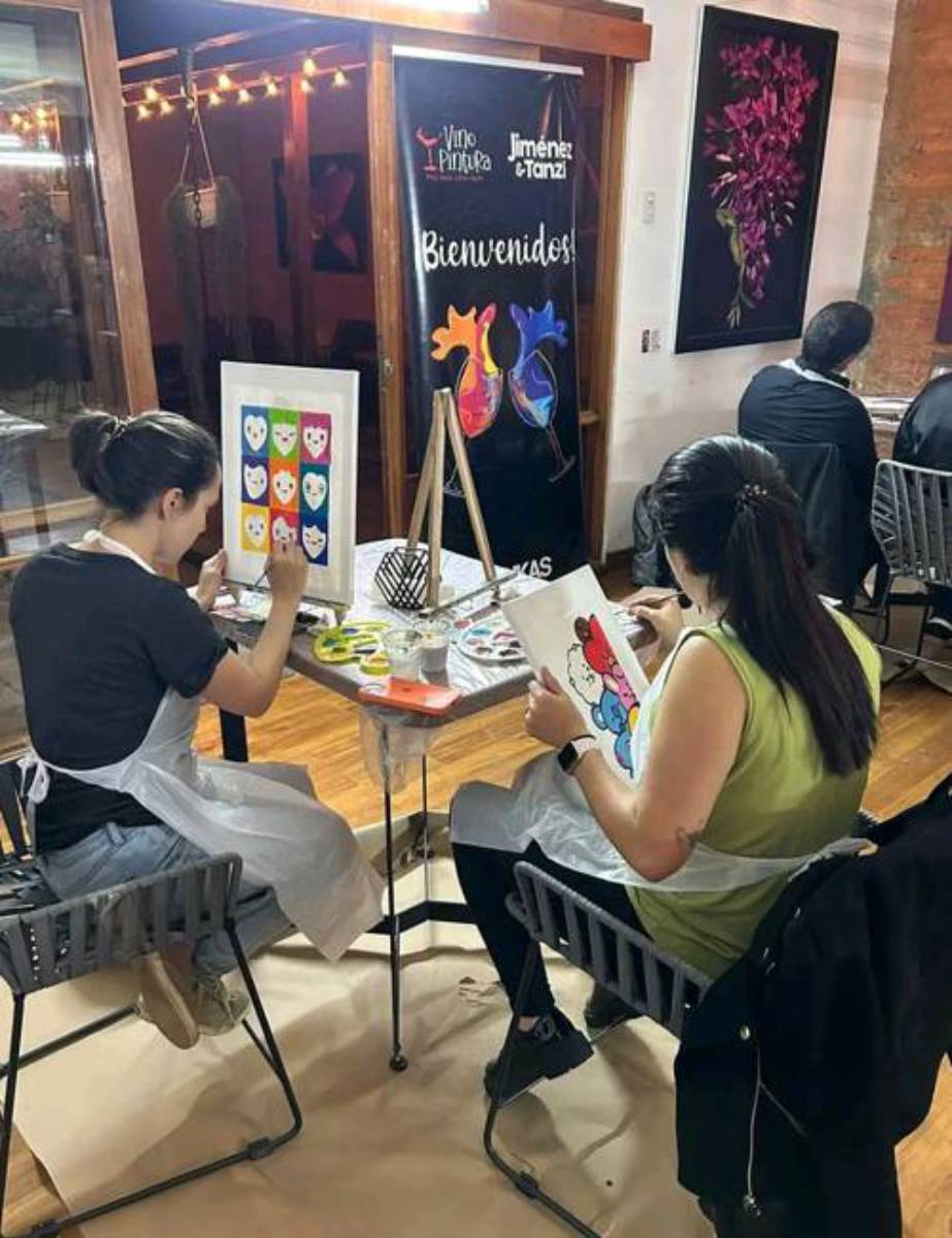 Jewelry crafting detail